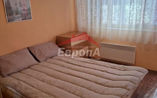 Двустаен апартамент
