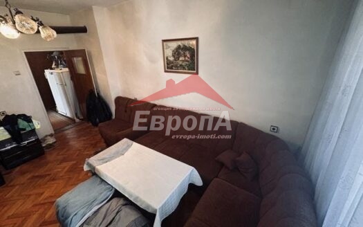 Тристаен апартамент