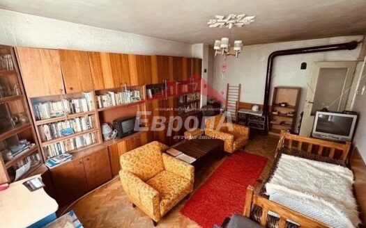 Двустаен апартамент